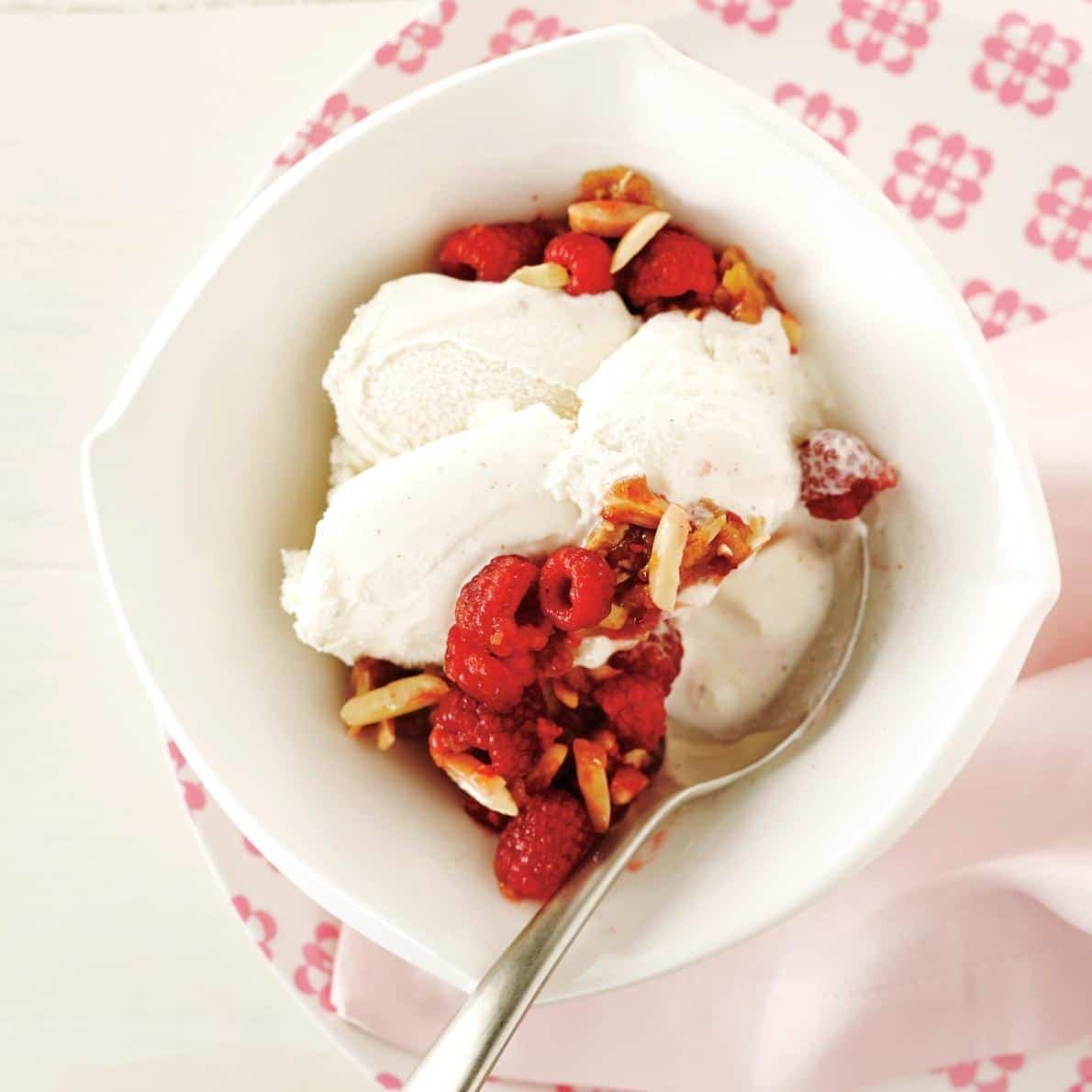 Garniture aux framboises et aux amandes