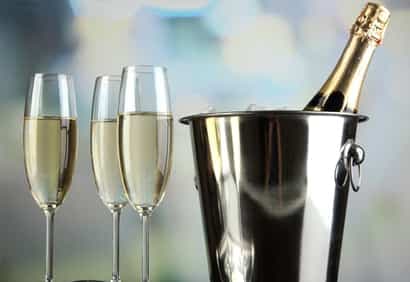 Quelle est la différence entre le champagne et le