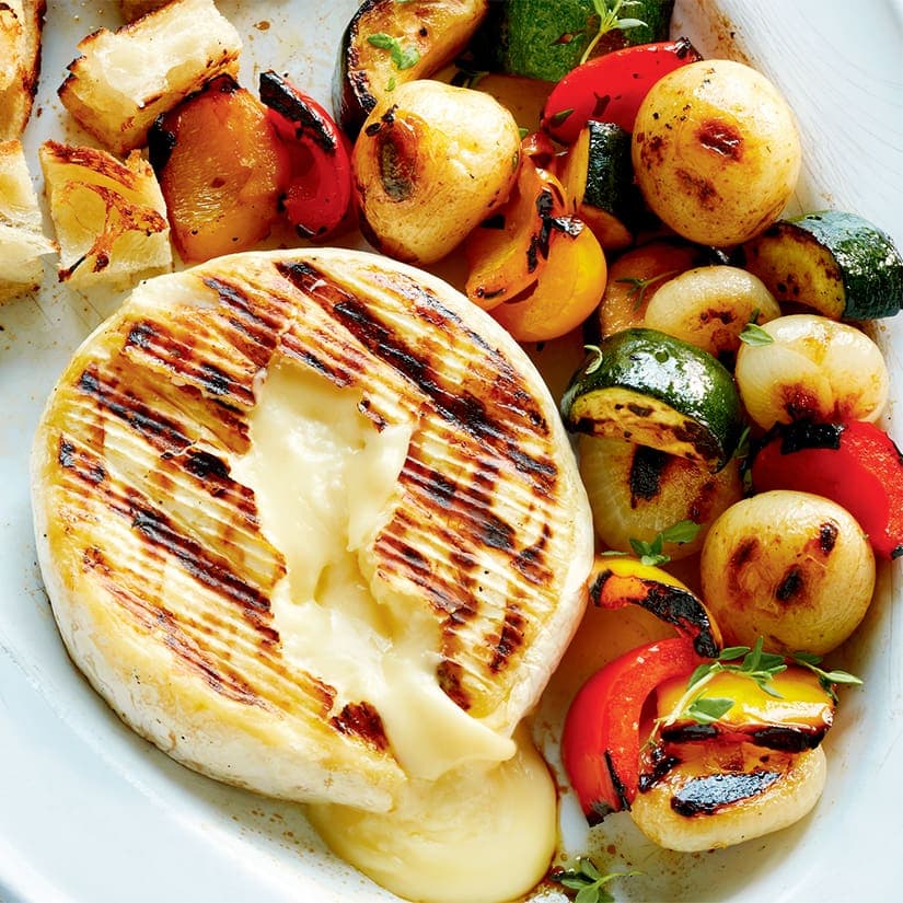 Brie chaud et légumes grillés