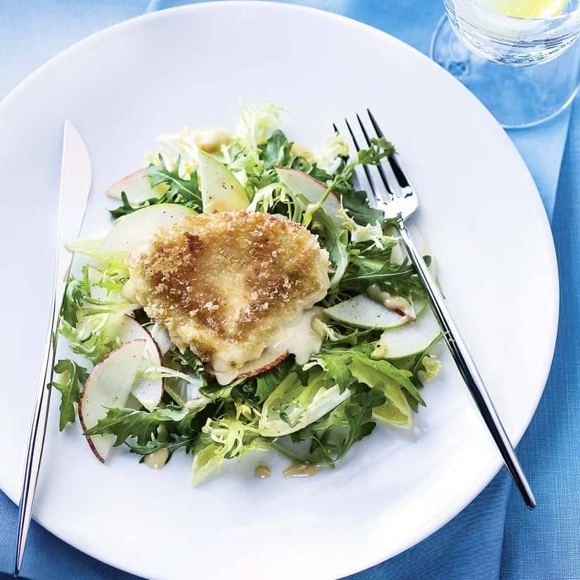 Salade endives, pommes et camembert chaud