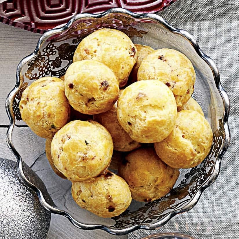 Gougères au gouda et au bacon