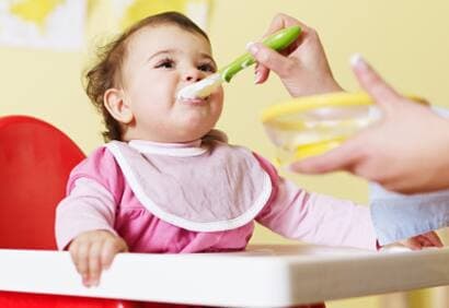 5 mythes sur l’alimentation des bébés