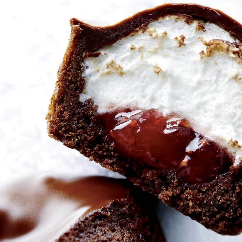 Bouchées au chocolat, à la guimauve et aux fraises