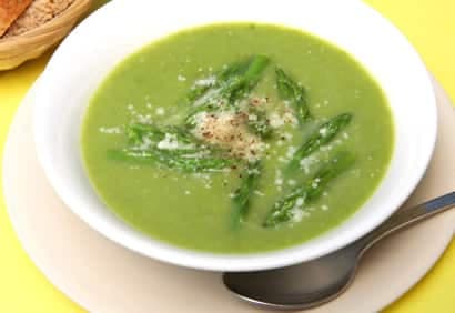 Crème d'asperges citronnée