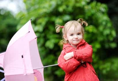 Camping pluvieux : occuper les enfants