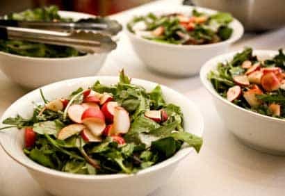 Salade laitue Boston & mâche, sauce babeurre