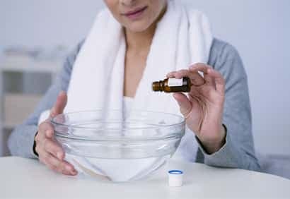 Huiles essentielles: remèdes contre maux hivernaux