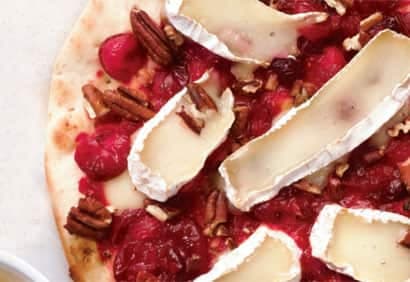 Pitas aux canneberges, à l'orange et au brie