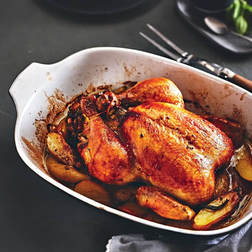 Poulet farci aux figues, pancetta et sauge