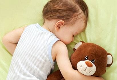 Sommeil sain pour enfants: les bons réflexes
