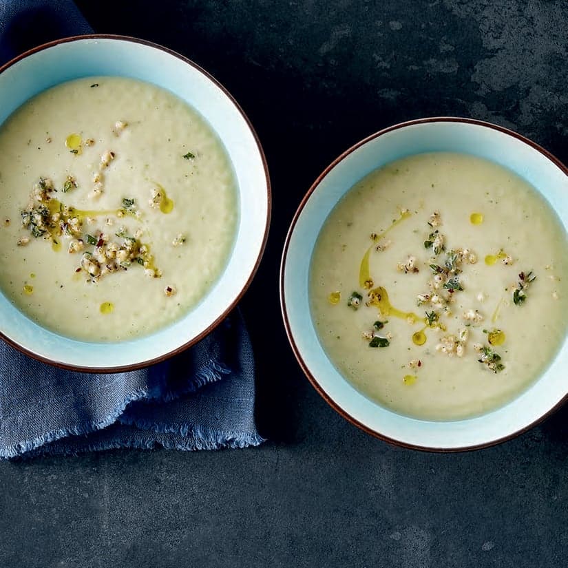 Potage de céleri-rave et de fenouil