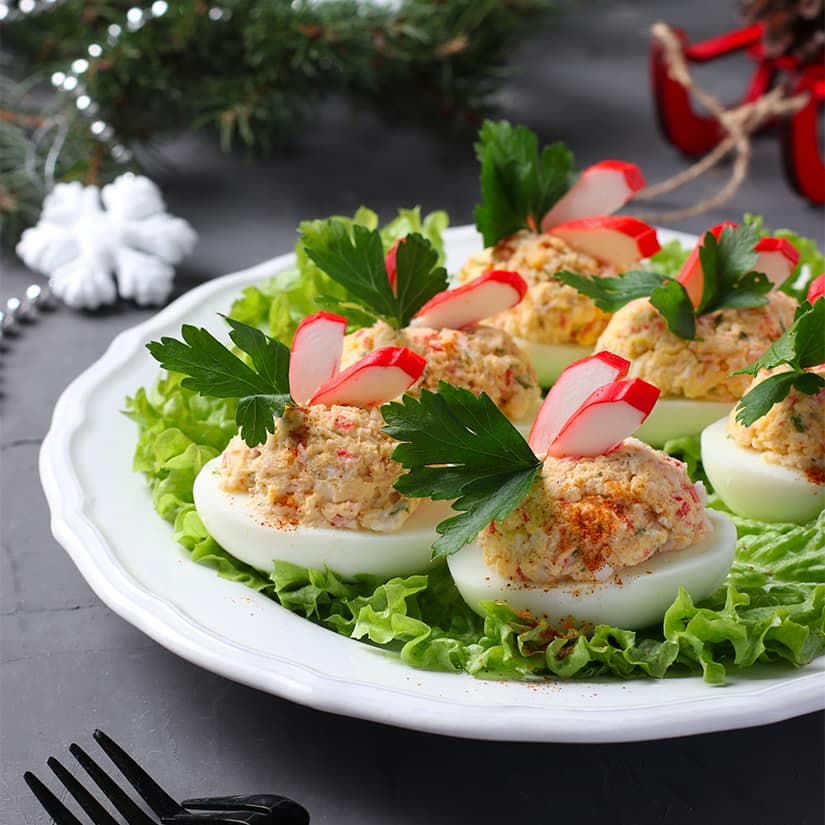 Oeufs farcis à la chair de crabe