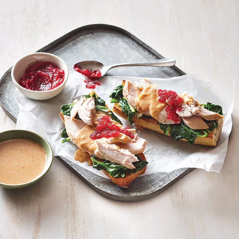 Sandwichs chauds, sauce au vin blanc