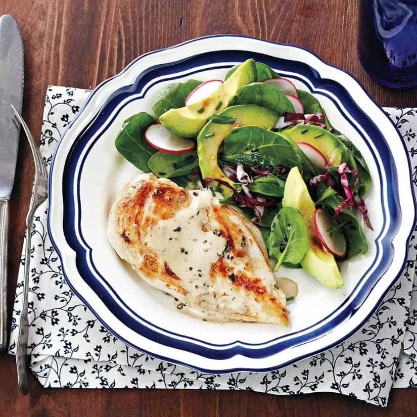 Poulet à la crème et salade d’avocat