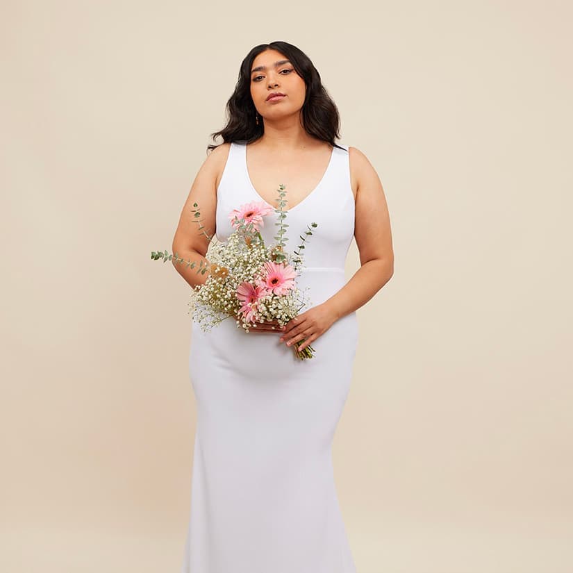 22 robes de mariée simples qui voleront la vedett