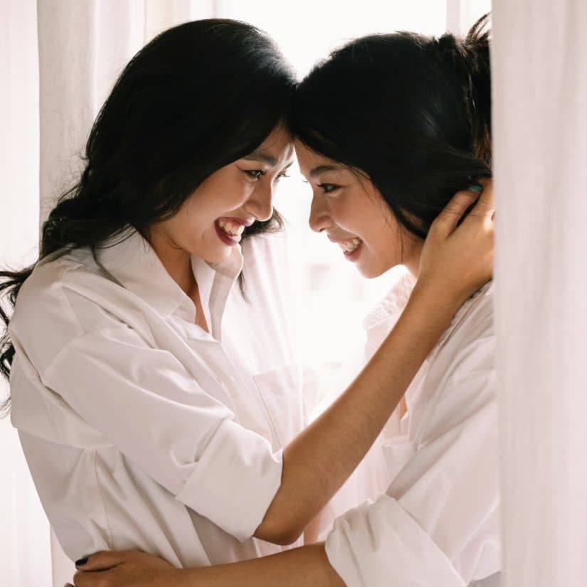 En couple : tout se dire ? Les experts répondent