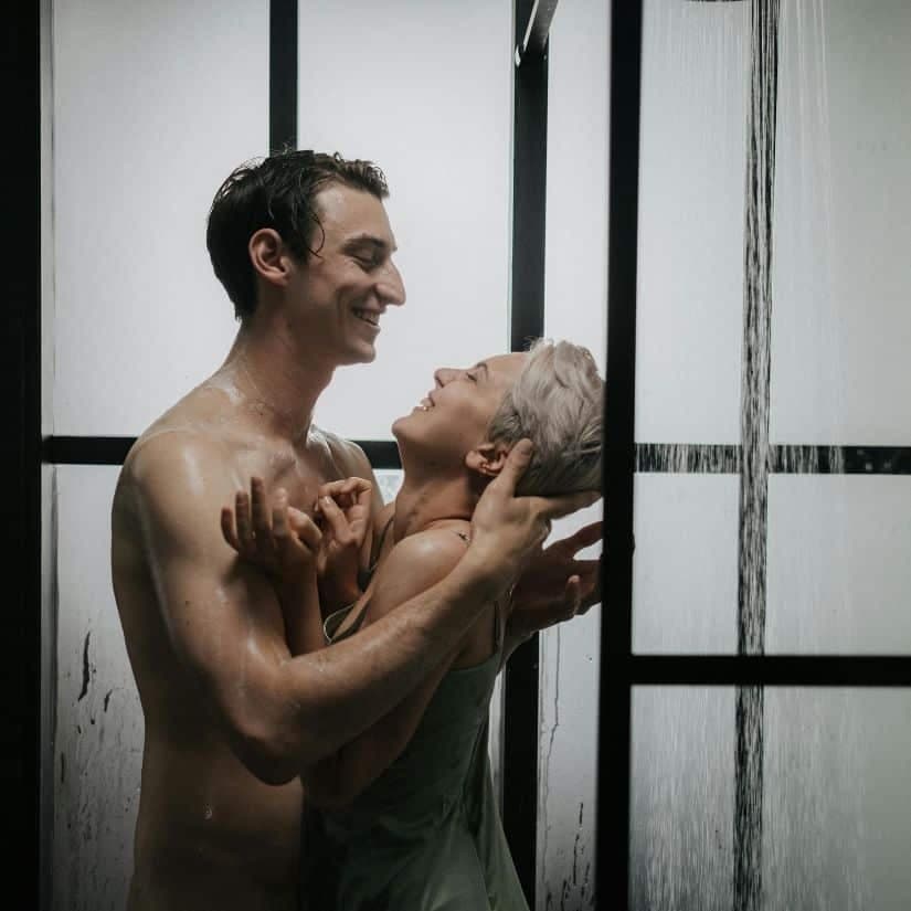 5 positions du Kamasutra pour faire l’amour debou