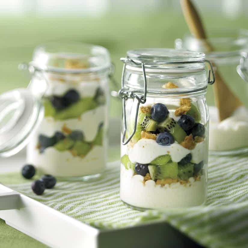 Parfaits au yogourt, aux bleuets et aux kiwis