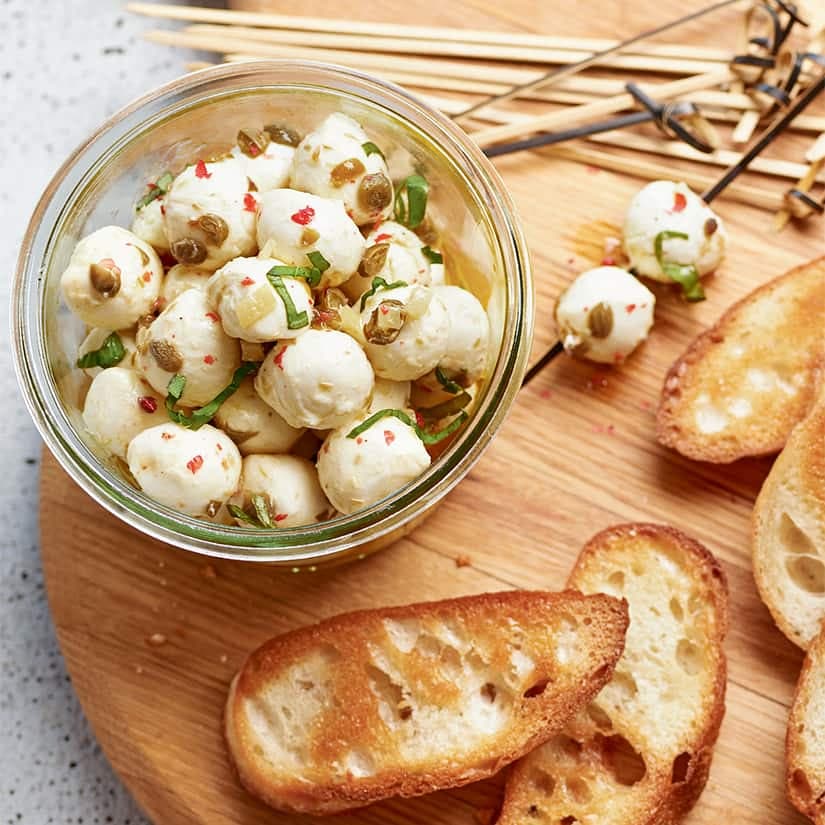 Bocconcinis au citron confit et au poivre rose