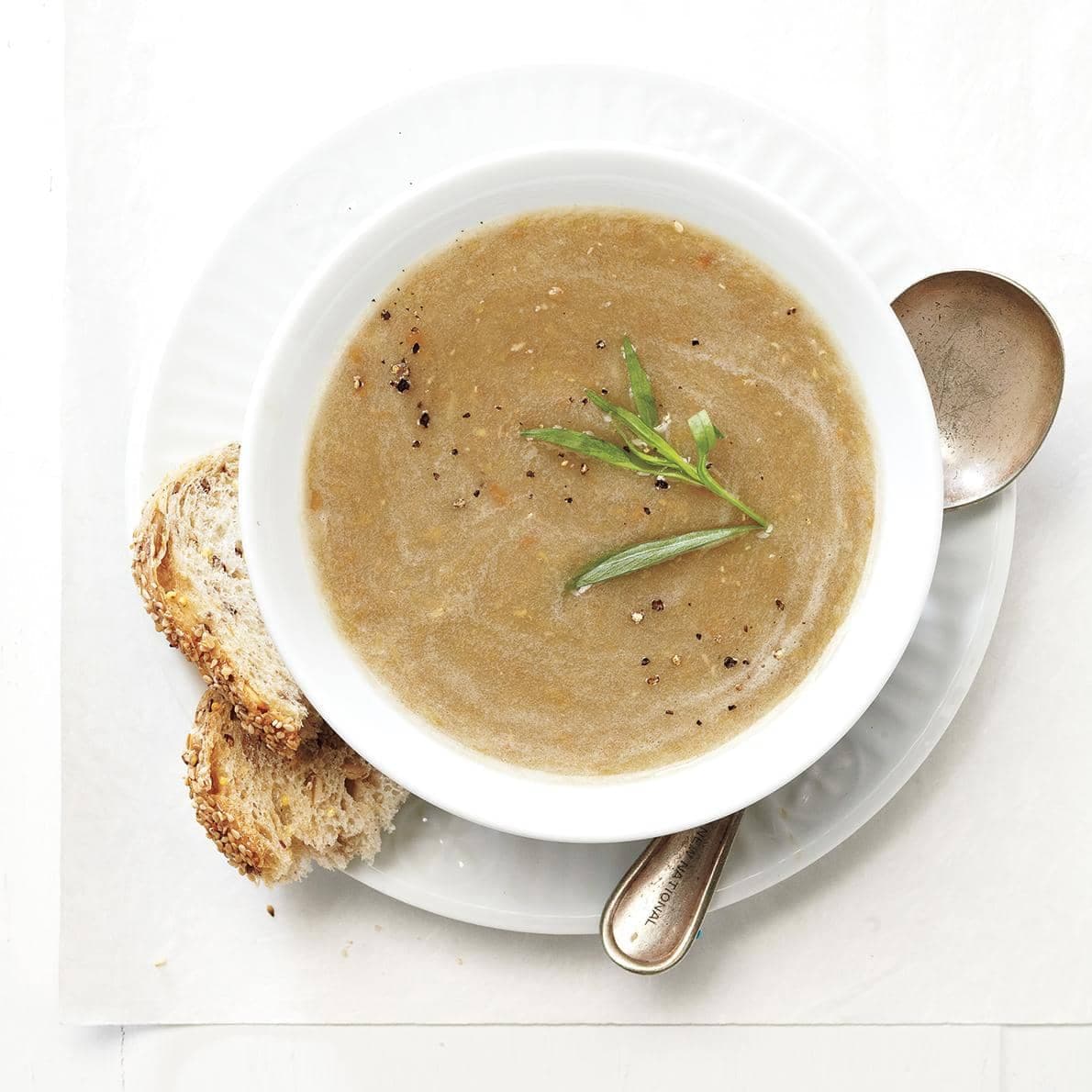 Potage aux lentilles et au céleri-rave