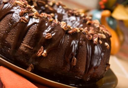 Délice marjolaine : noisettes, caramel, chocolat