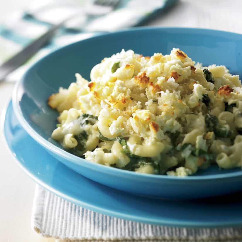 Macaronis au fromage et aux épinards à la grecque