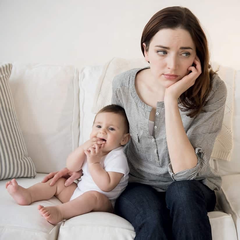 Le regret maternel: perspectives et témoignages