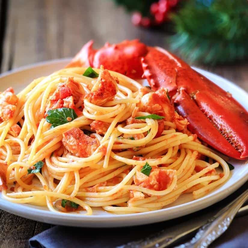 Fettuccine, sauce crémeuse au homard