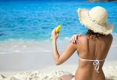 Trucs beauté à la piscine et à la plage