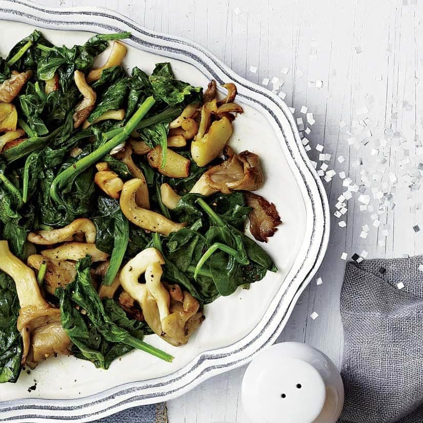Poêlée d’épinards aux pleurotes