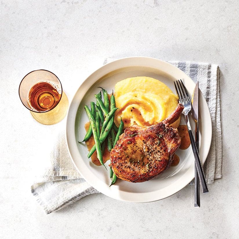 Côtelettes de porc au jus de pomme