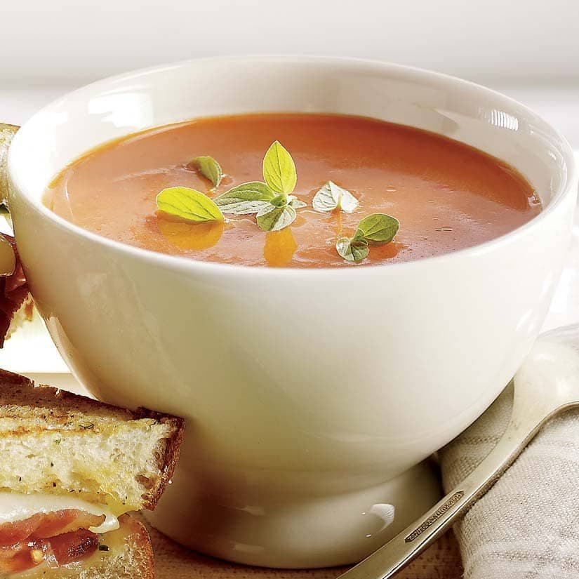 Potage aux poivrons rouges grillés