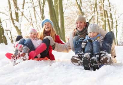Cet hiver, on joue dehors en famille