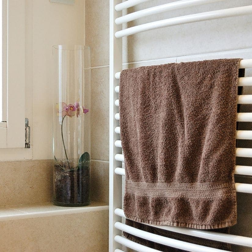 Ne partagez pas votre serviette corps et visage