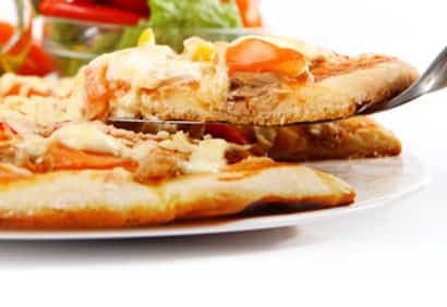 Pizzas au thon sur le barbecue