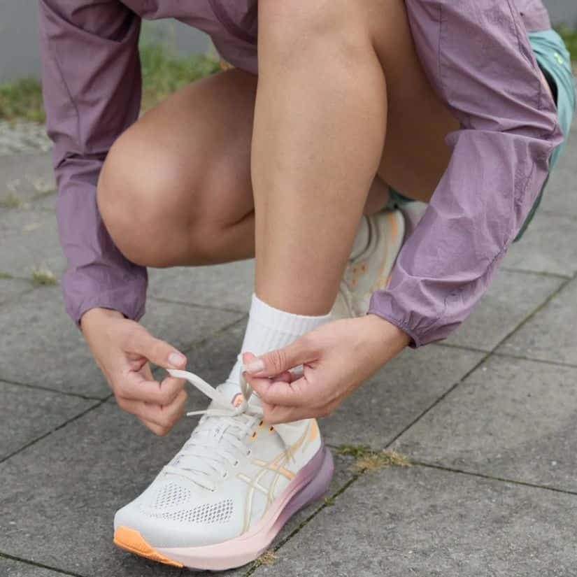 Chaussures idéales contre les douleurs aux pieds