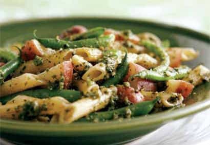 Penne haricots verts, pommes de terre et pesto
