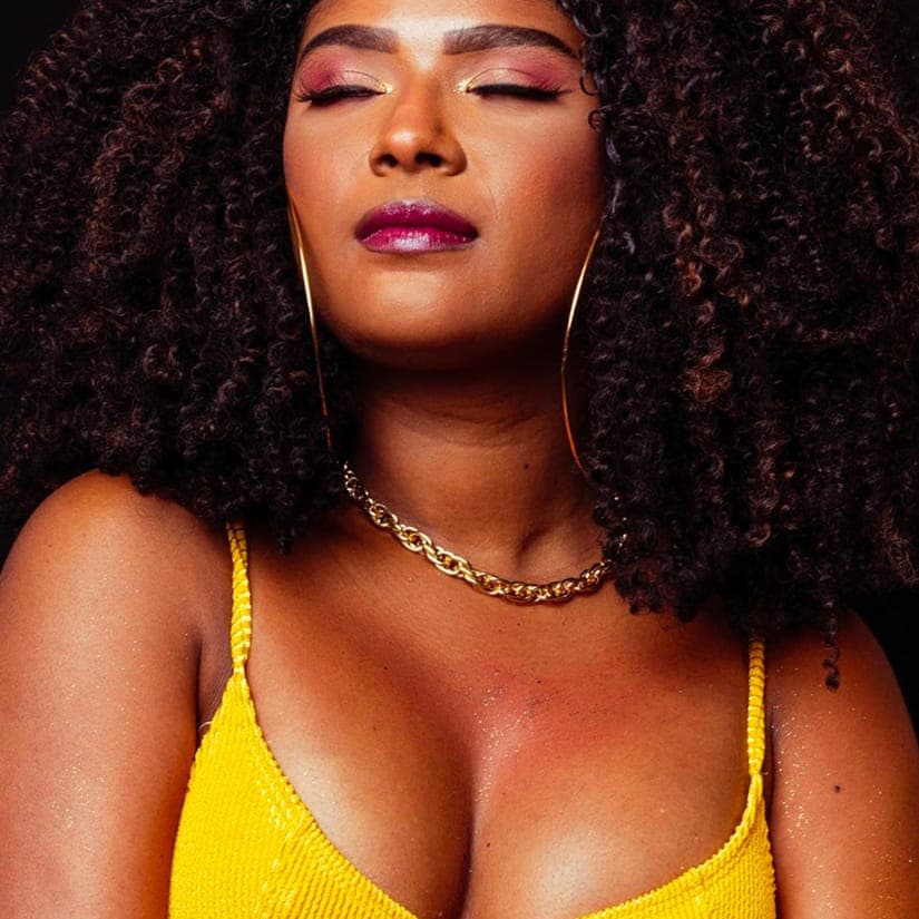 Voici LE produit pour un décolleté galbé et lisse