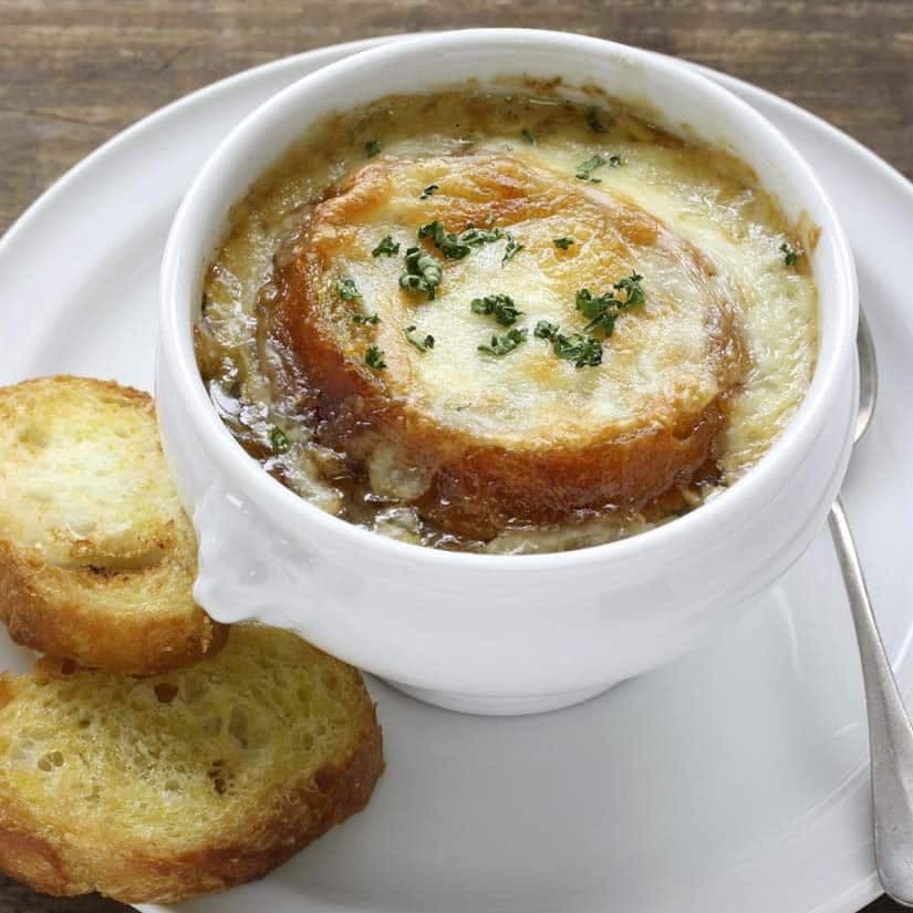 Soupe gratinée à l'oignon et à la courge