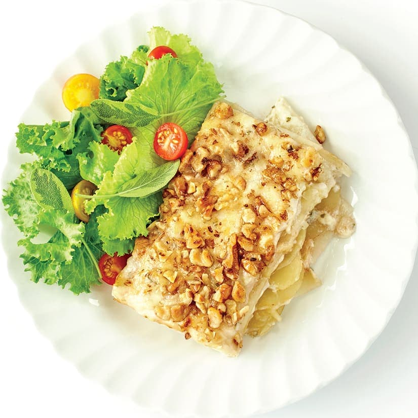 Gratin de pommes de terre aux noix et à la sauge