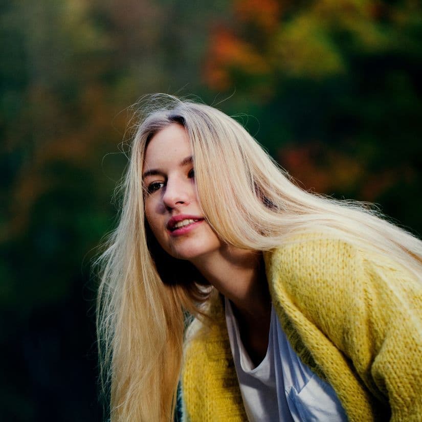 Cet ingrédient de frigo pour cheveux blonds