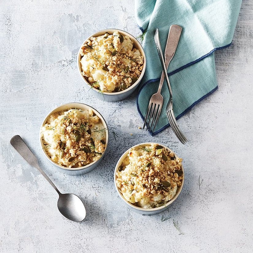 Crumble chou-fleur, labneh et flocons de quinoa