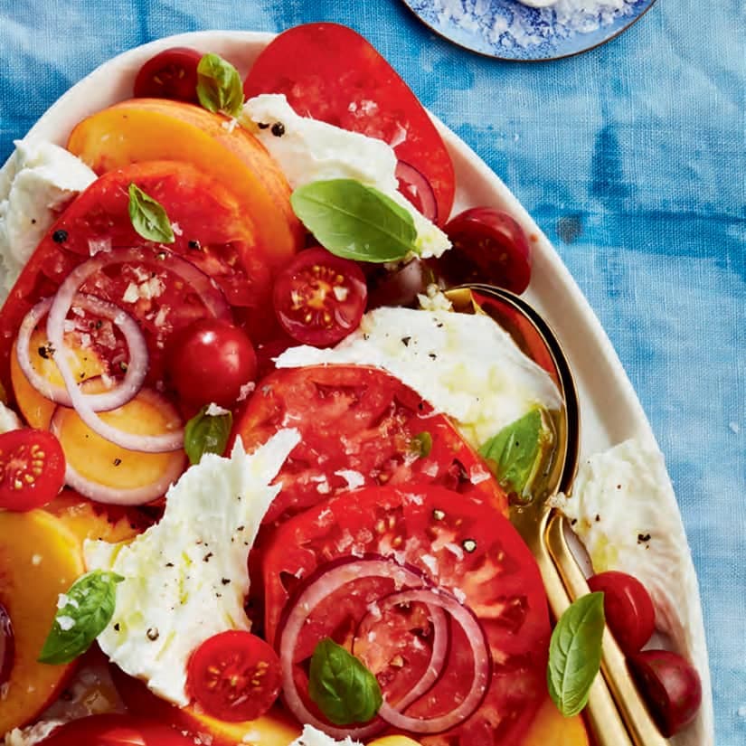 Salade caprese aux pêches