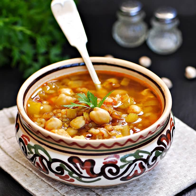 Soupe aux lentilles et aux pois chiches