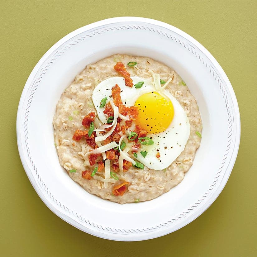 Gruau d’avoine œuf, bacon et fromage