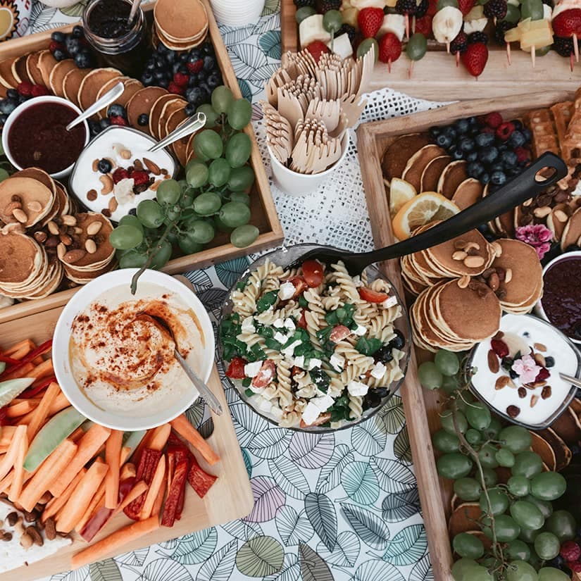 Comment garder les plats frais en extérieur
