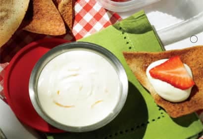 Croustilles cannelle-fraises, trempette orange