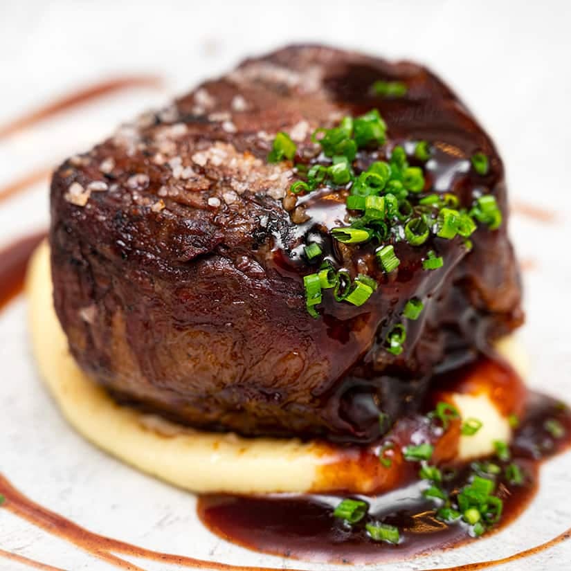 Filets mignons, sauce aux champignons et au porto