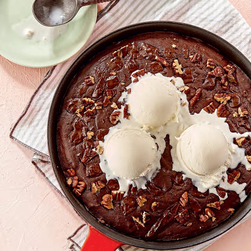 Brownies double chocolat dans un poêlon