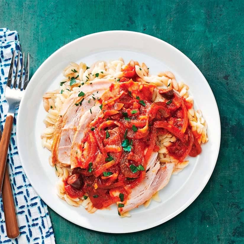 Rôti de porc à la sauce tomate et au fenouil